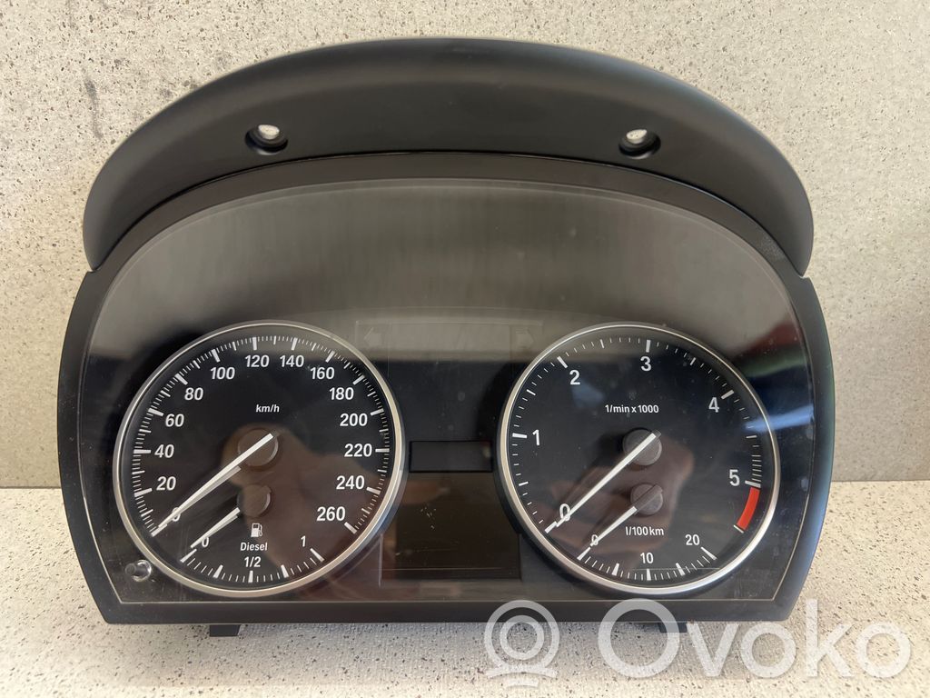 BMW X1 E84 Speedometer (instrument cluster) 