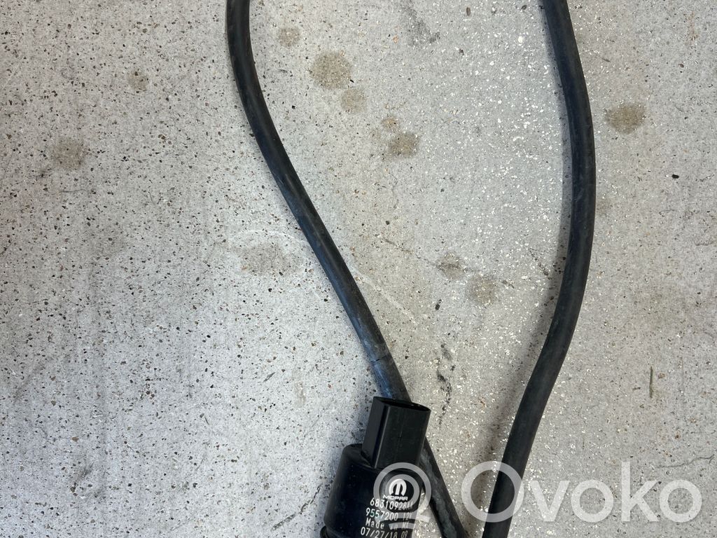 Jeep Compass Windscreen/windshield washer pump 