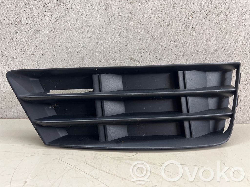 Audi A4 S4 B9 Mascherina inferiore del paraurti anteriore 