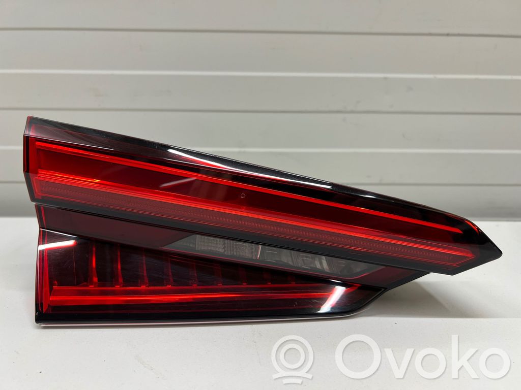 Audi S5 F5 Takaluukun takavalot 