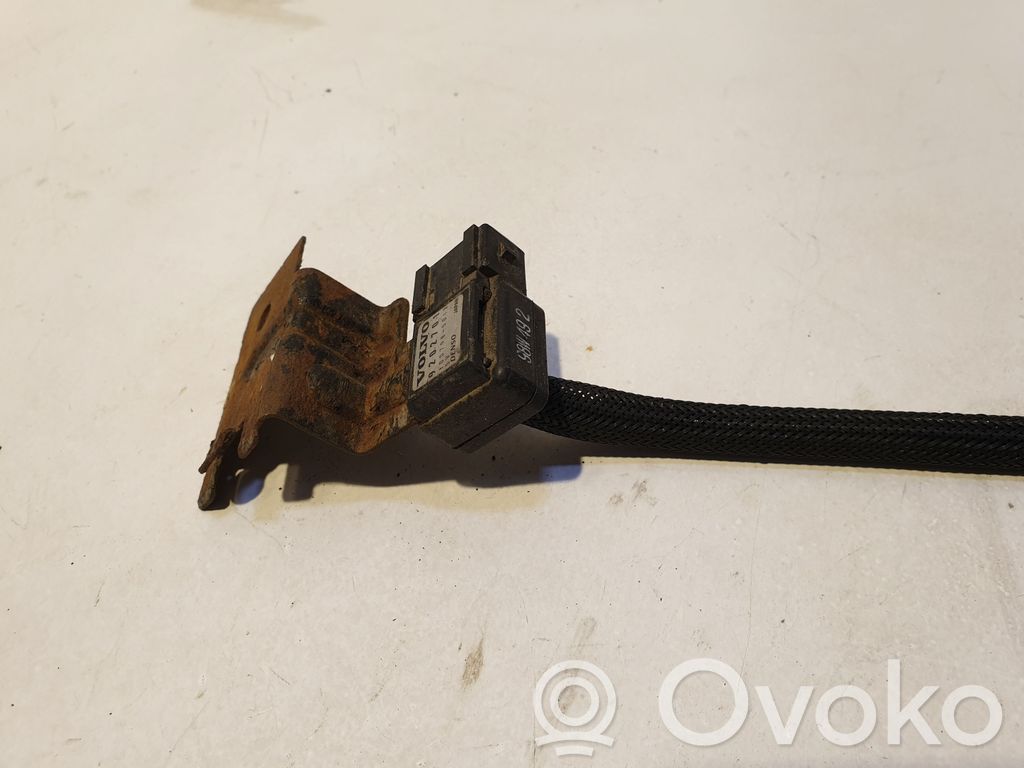 Volvo S80 Airbag deployment crash/impact sensor 