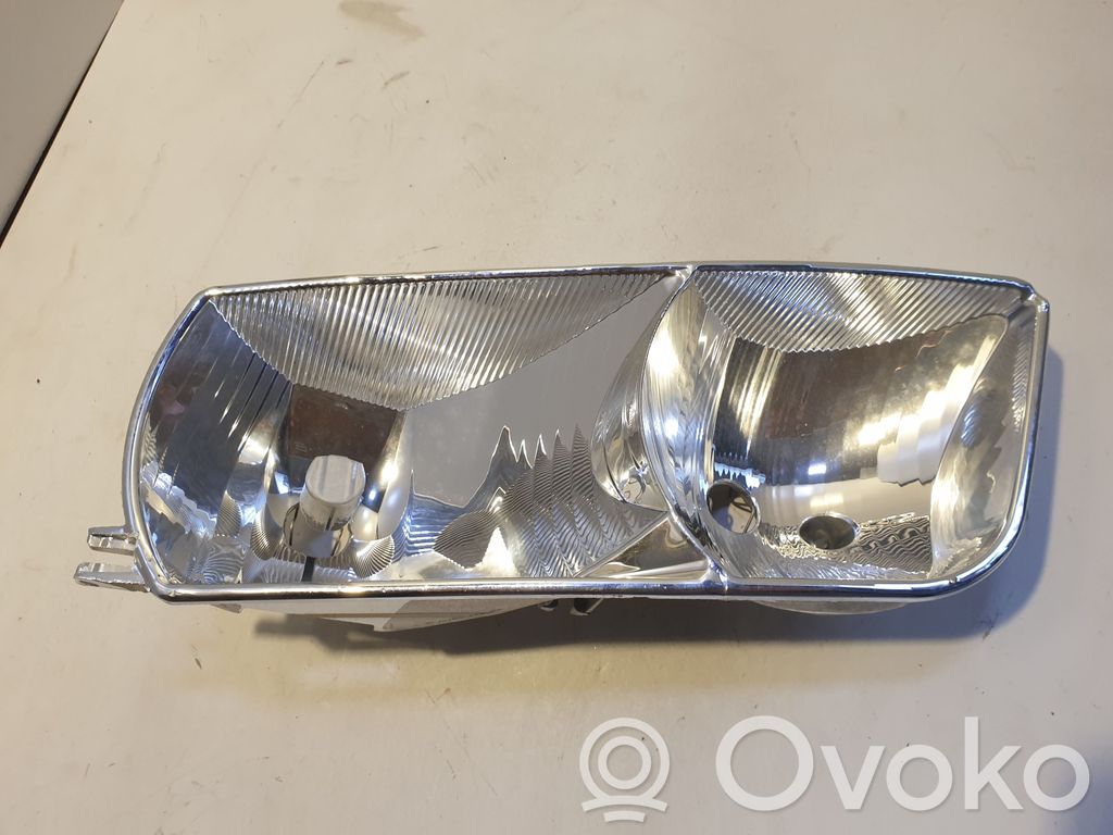 Volvo S80 Front reflector 