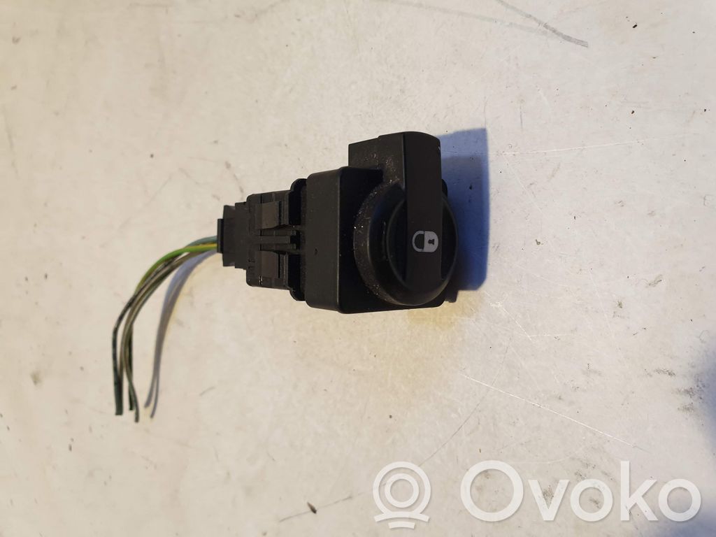 Central locking switch button   96476626XT