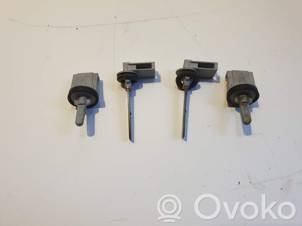 Volkswagen Touran I Sensor de temperatura interna/externa 