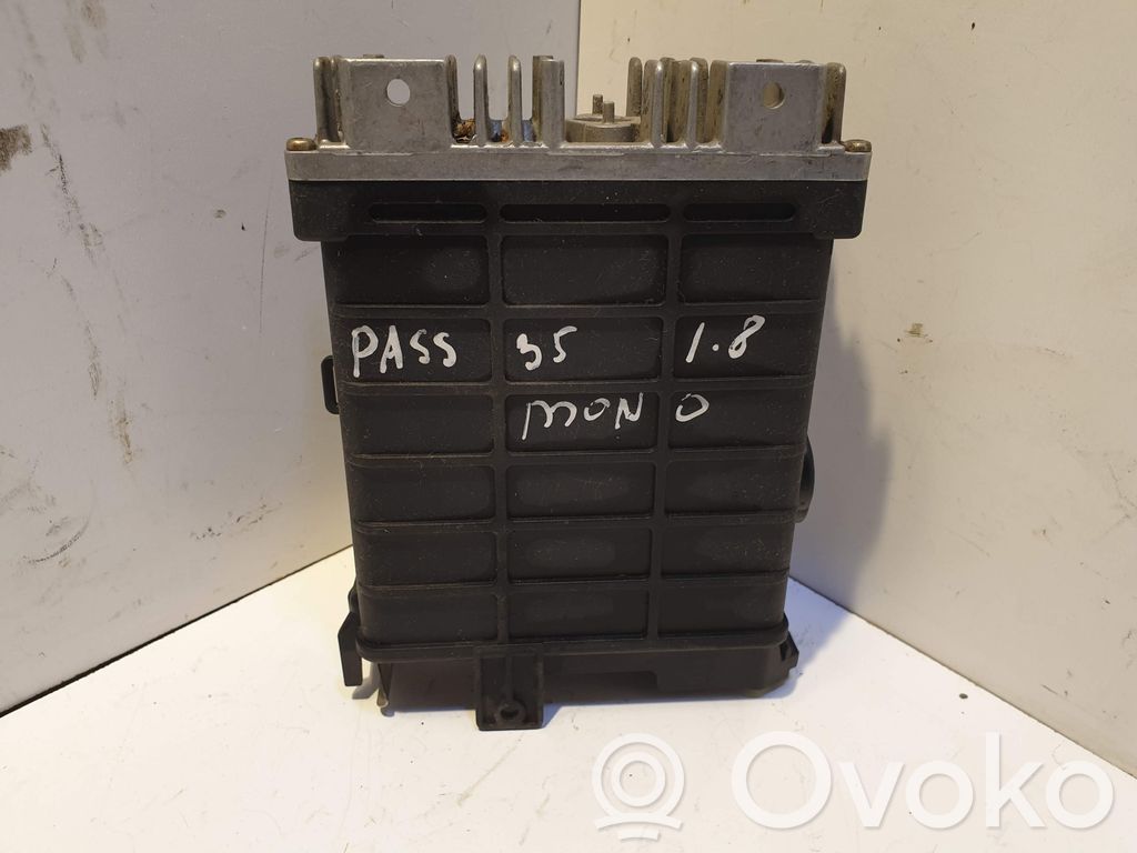 Volkswagen PASSAT B3 Engine control unit/module 