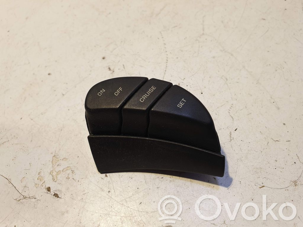 Cruise control switch   04760353AD