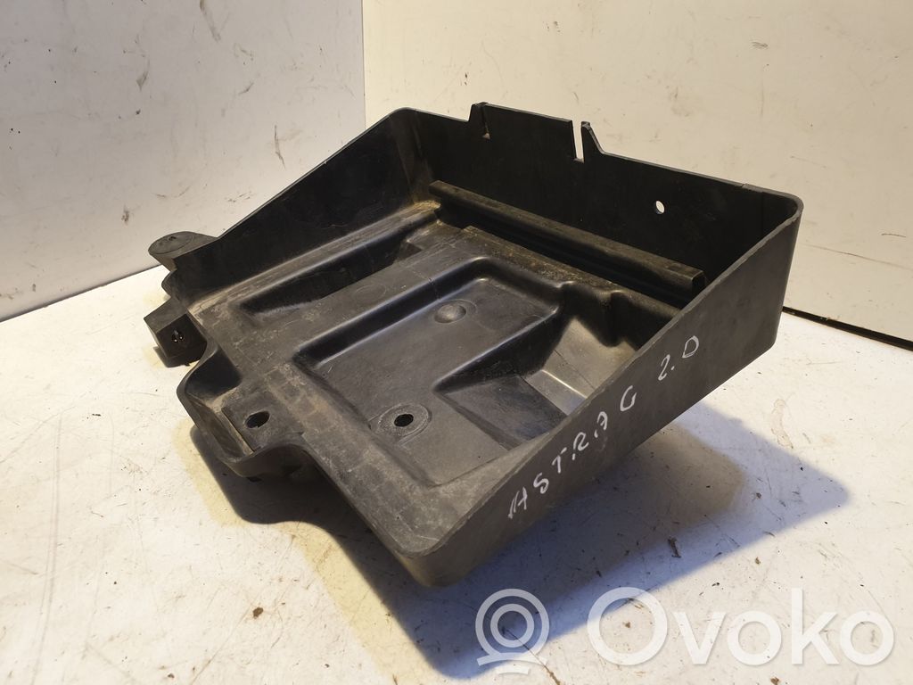 Opel Astra G Akun alusta 