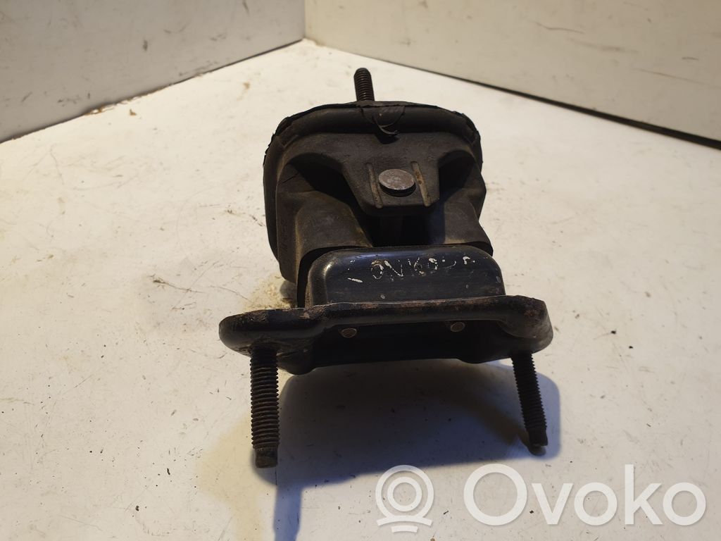 Chrysler Concorde Engine mount bracket 