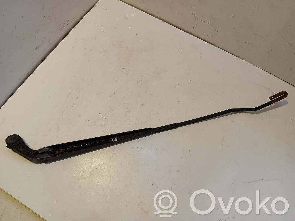 Chrysler Grand Voyager IV Wischerarm vorne 