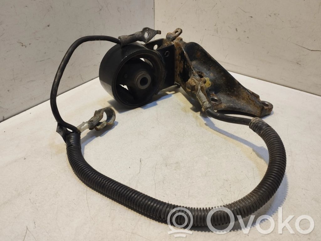 Toyota Yaris Engine mount bracket 