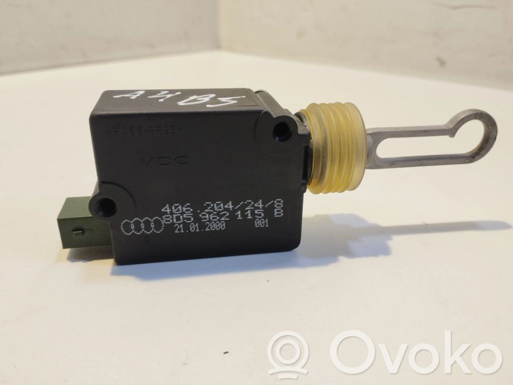 Audi A4 S4 B5 8D Motor de la cerradura/cierre del maletero/compartimento de carga 