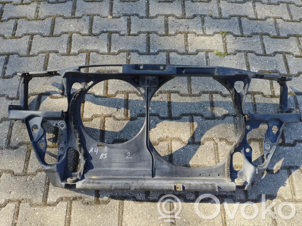Audi A4 S4 B5 8D Radiatoru panelis 