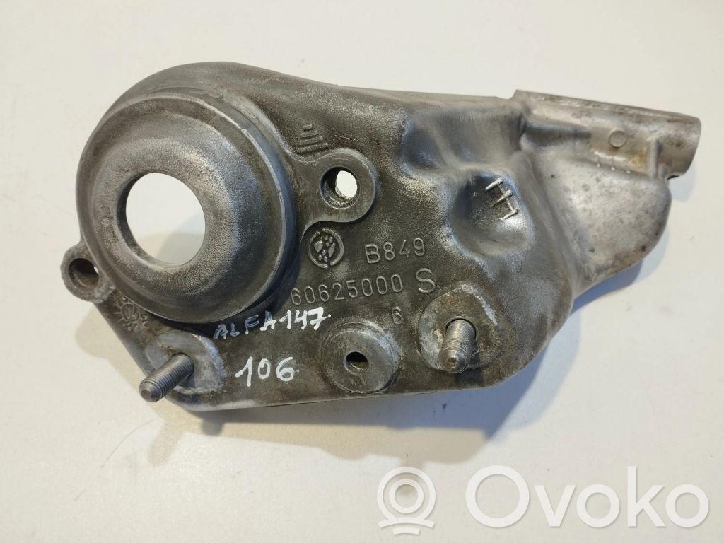 Alfa Romeo 147 Engine mounting bracket 
