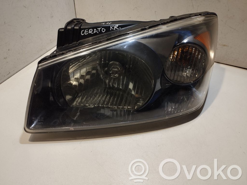 KIA Cerato Scheinwerfer 