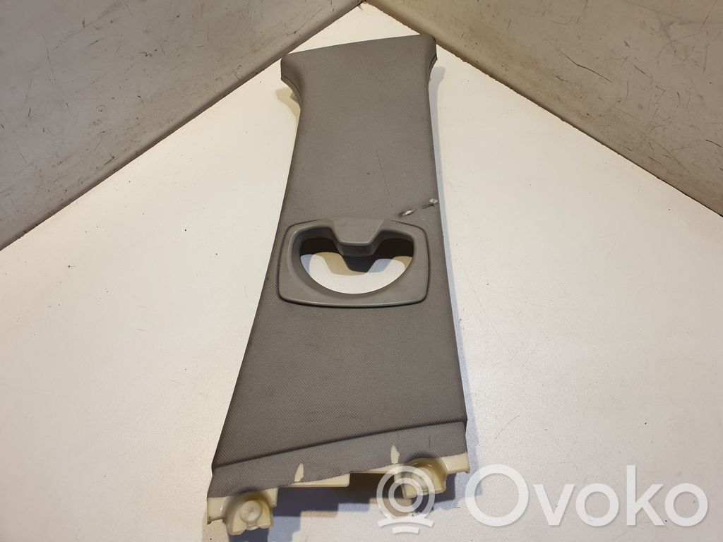 (B) pillar trim (top)   52107010,7027088,51437027088