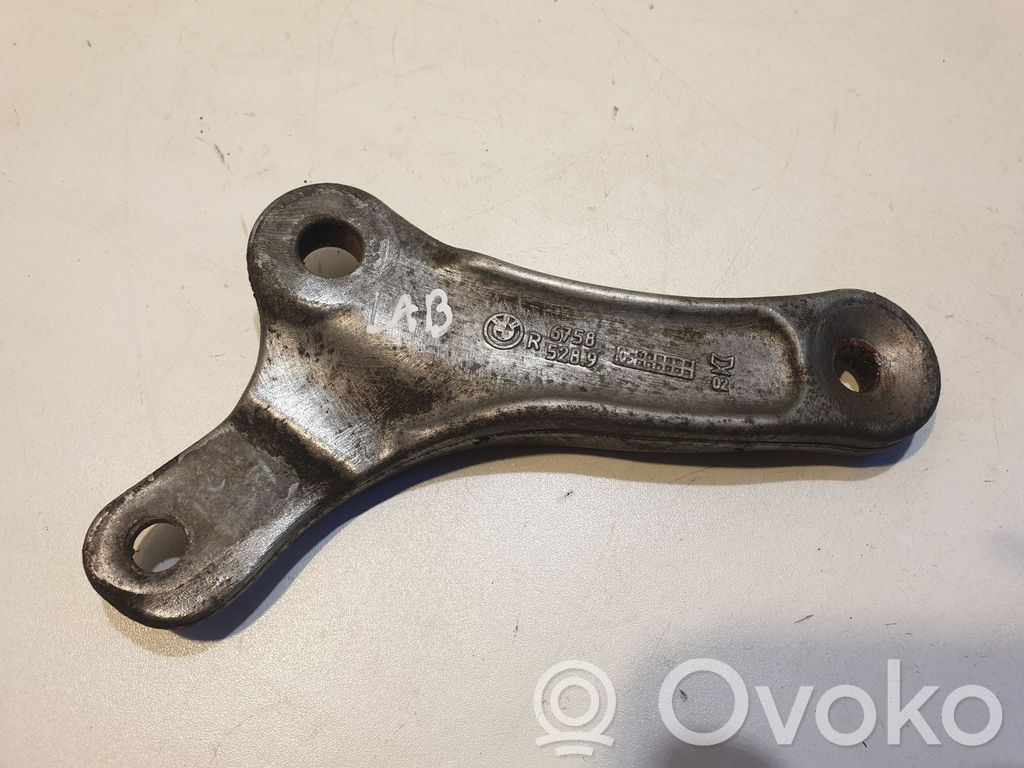 BMW 5 E60 E61 Stabilizatora stiprinājums (priekšā) 