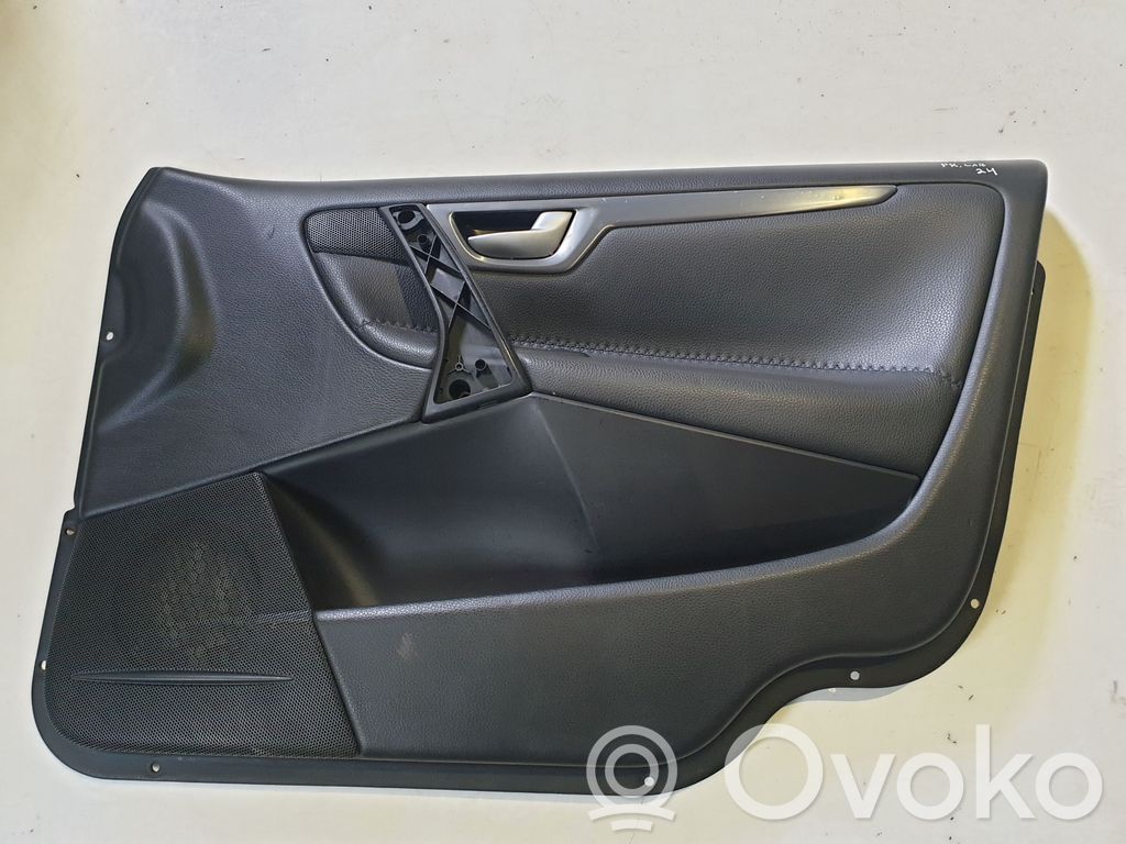 Volvo XC70 Boczki / Poszycie drzwi przednich 