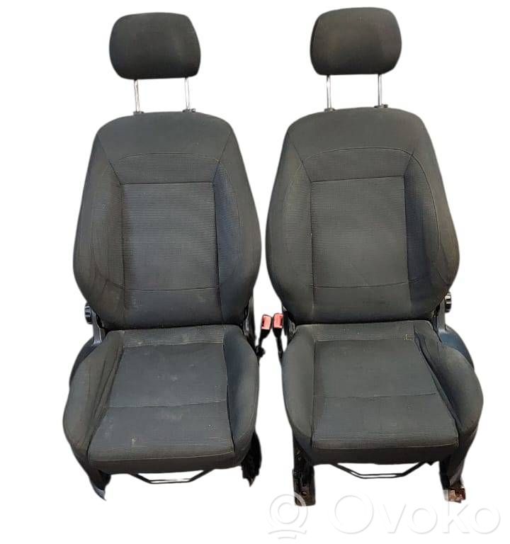 Seat set