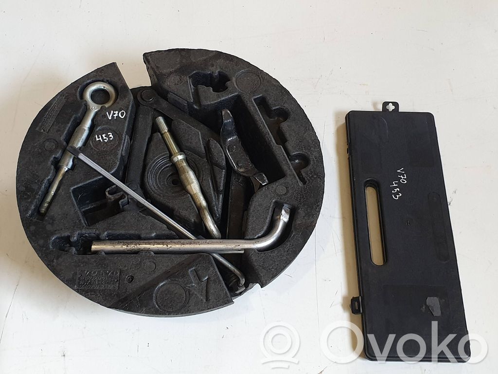 Volvo V70 Set scule 