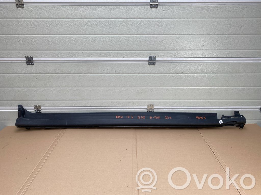 BMW iX Sill 