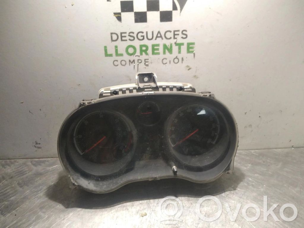 Opel Corsa D Vitezometru (grup de instrumente) 