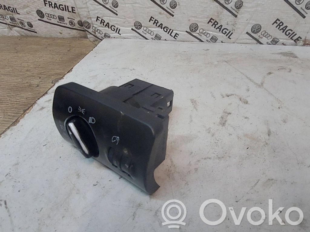 Audi A6 S6 C5 4B Interruptor de luz 