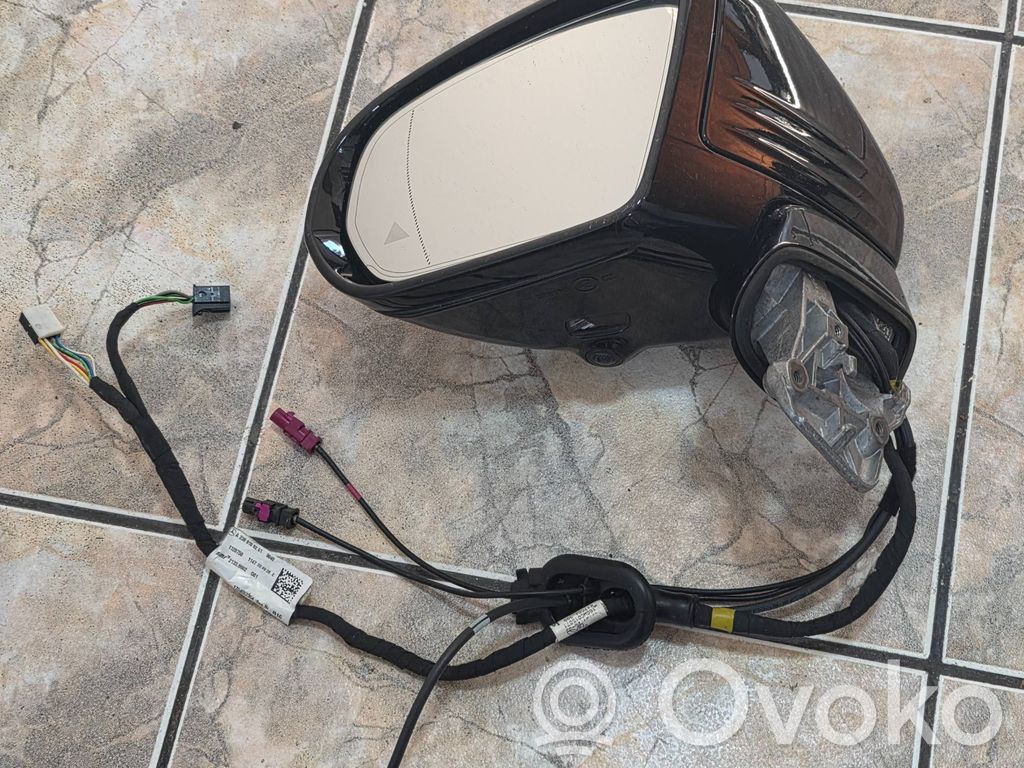 Mercedes-Benz E W238 Elektryczne lusterko boczne drzwi przednich 