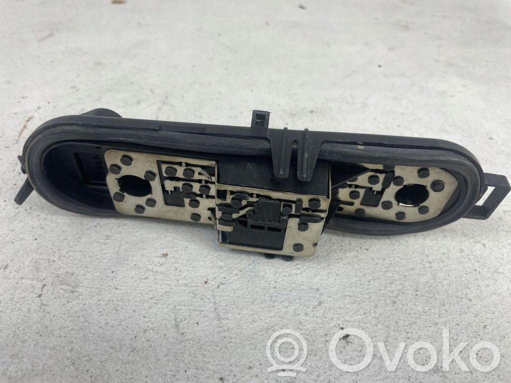 Tailgate lock latch   300414