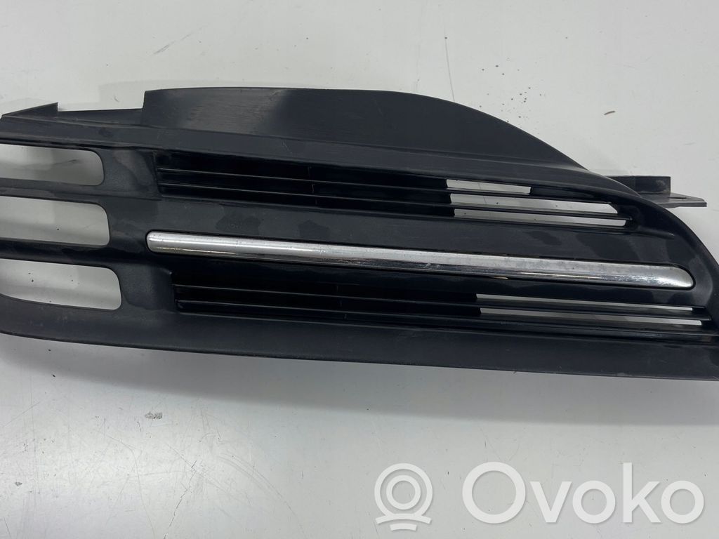 Nissan Micra Front grill 
