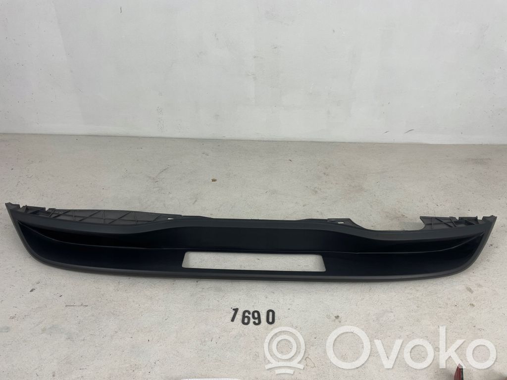 Volkswagen Polo VI Listwa dolna zderzaka tylnego 