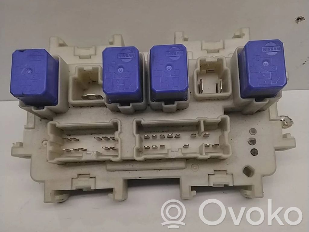 Renault Koleos I Saugiklių blokas 