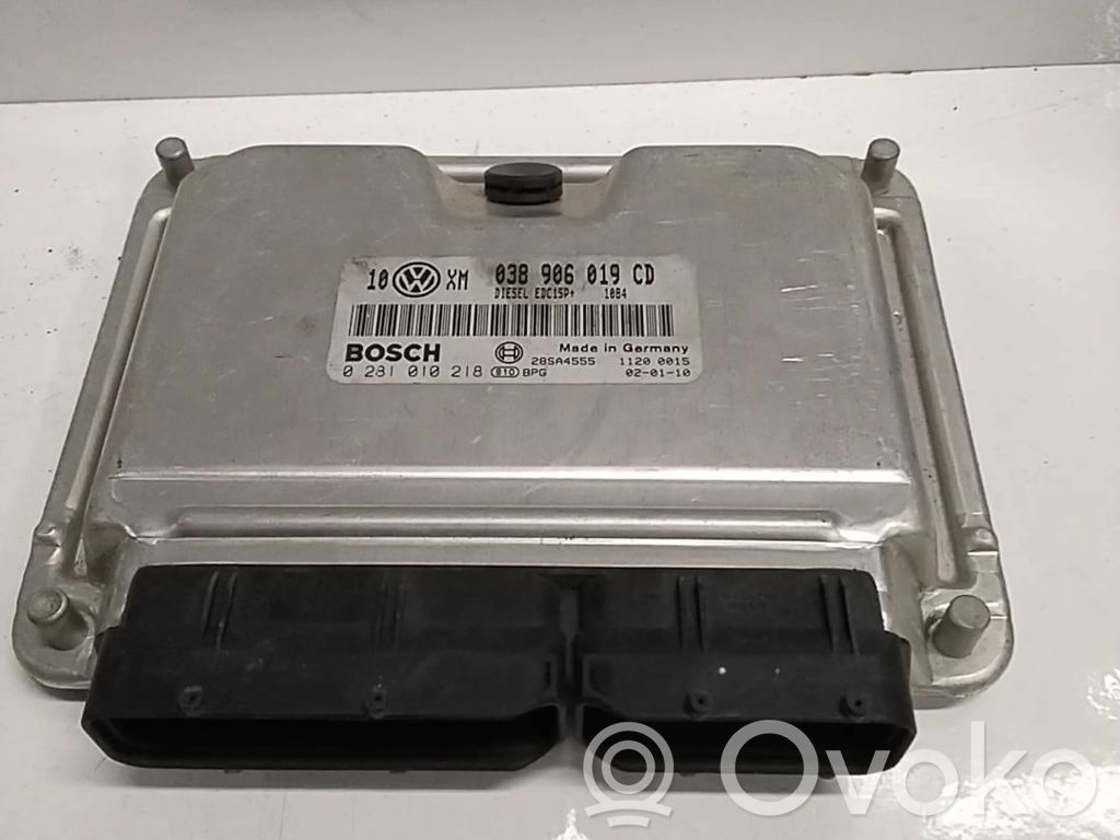 Volkswagen PASSAT B5 Engine control unit/module 