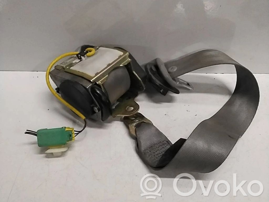 Volkswagen Touareg I Cinturón trasero 