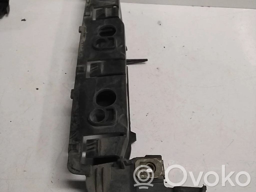 Peugeot 407 Front bumper mounting bracket 