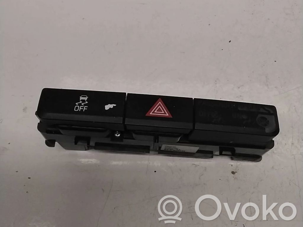 Opel Mokka Hazard light switch 