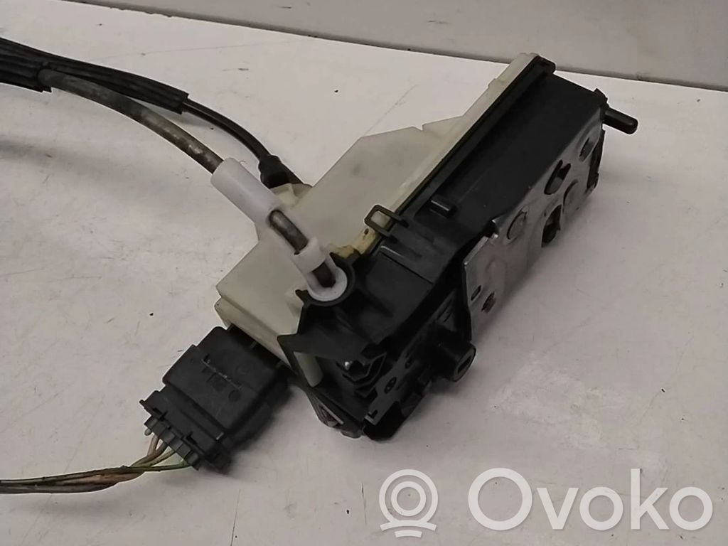 Citroen C4 II Rear door lock 