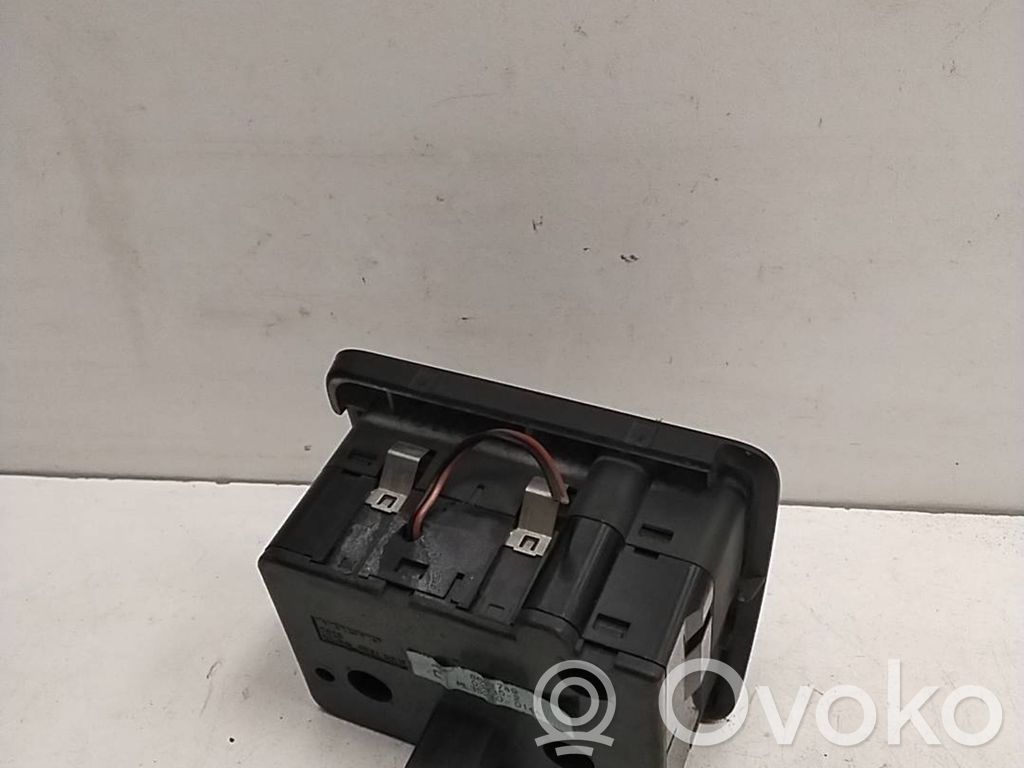 Volvo V70 Light switch 