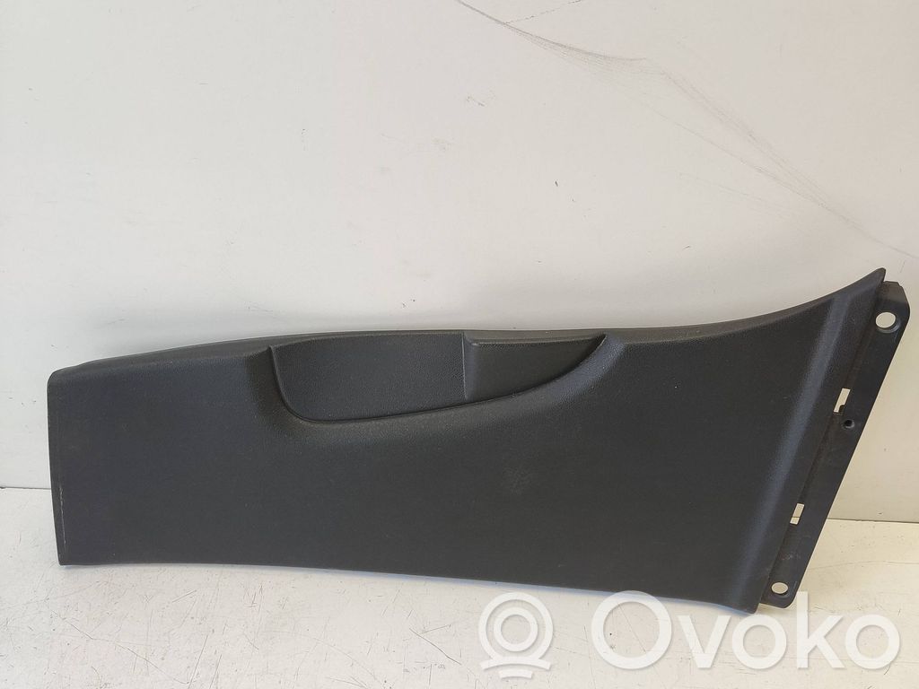 Audi A1 (B) Revêtement de pilier (bas) 