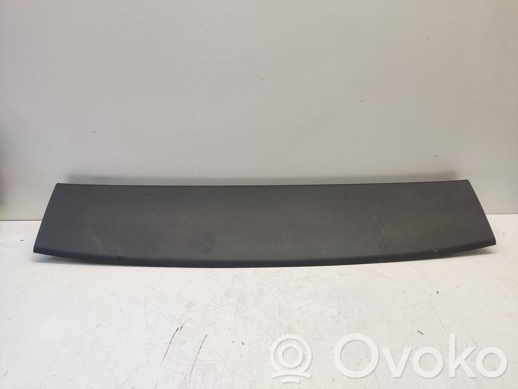 Tailgate trim   98168596