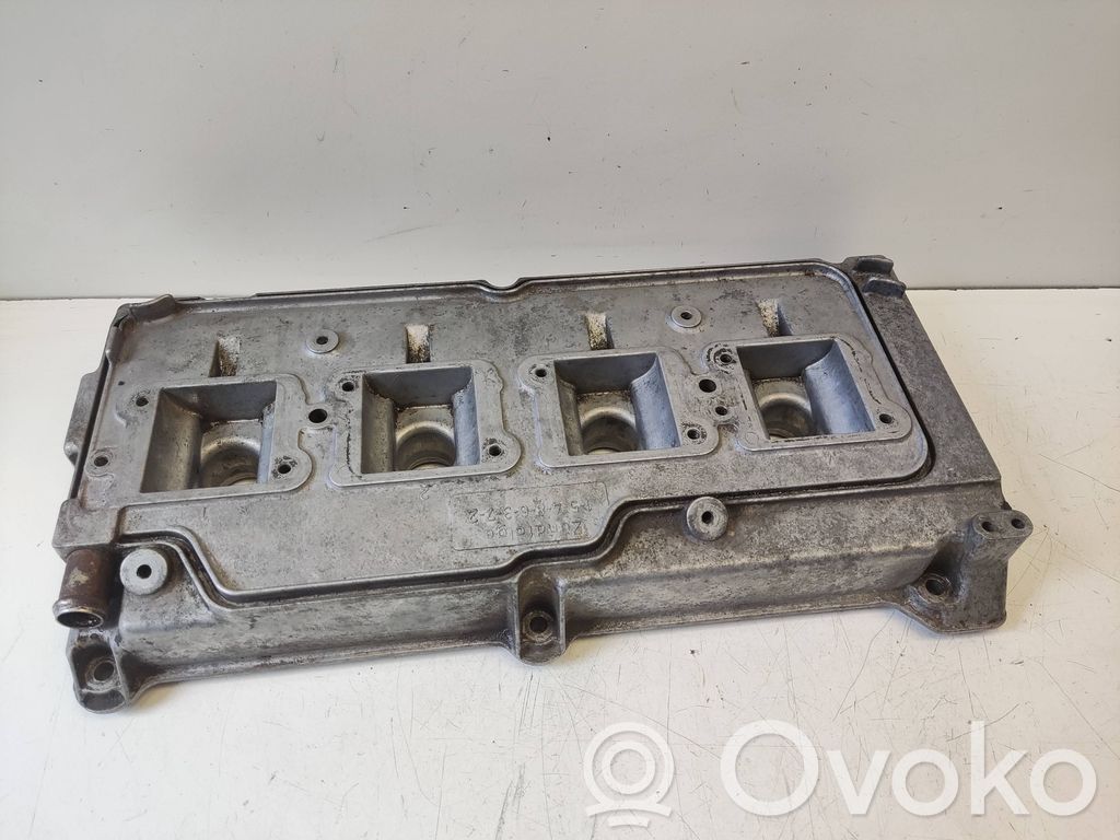 Audi A8 S8 D2 4D Ventildeckel 