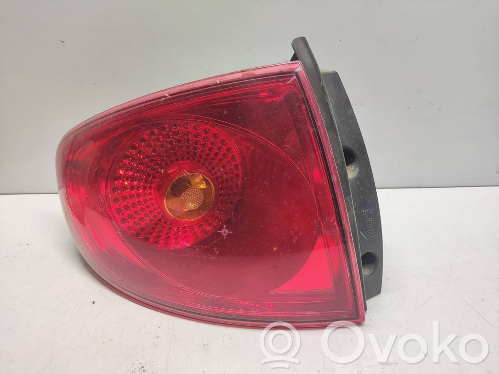 Seat Altea Galinis žibintas kėbule 