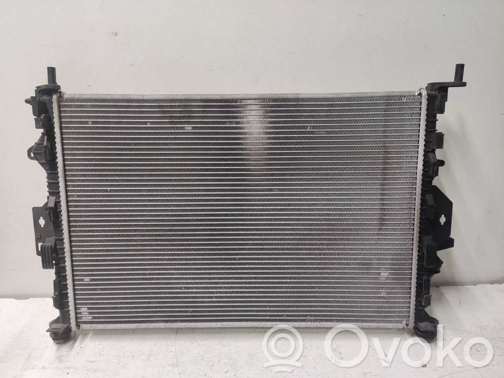 Ford Focus C-MAX Radiator lichid răcire 