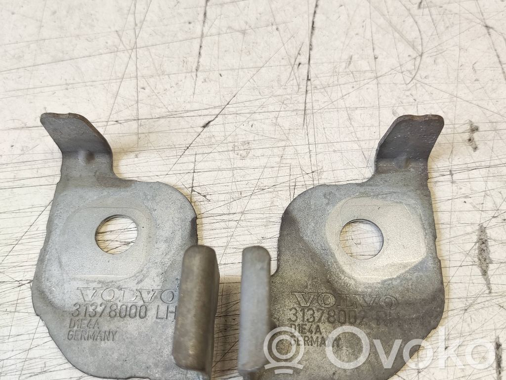 Volvo V60 Laikiklis radiatorių panelės (televizoriaus) 