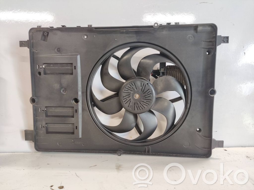 Volvo V60 Electric radiator cooling fan 