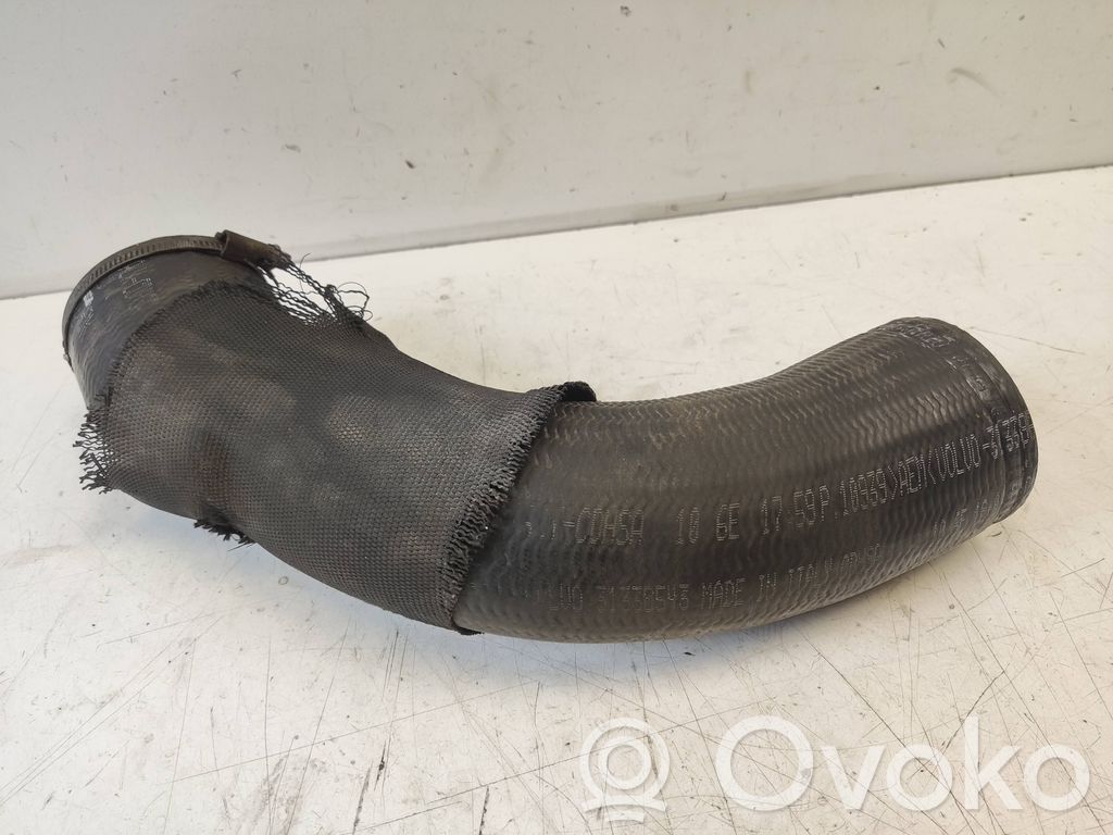 Volvo V60 Intercooler hose/pipe 