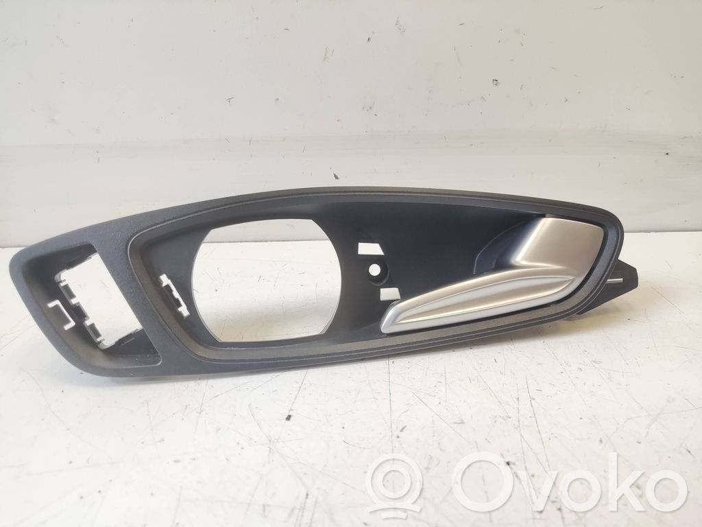 Audi A1 Manecilla interna puerta delantera 