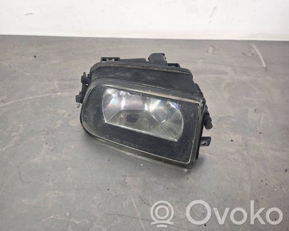 Etusumuvalo   37030748,37030999