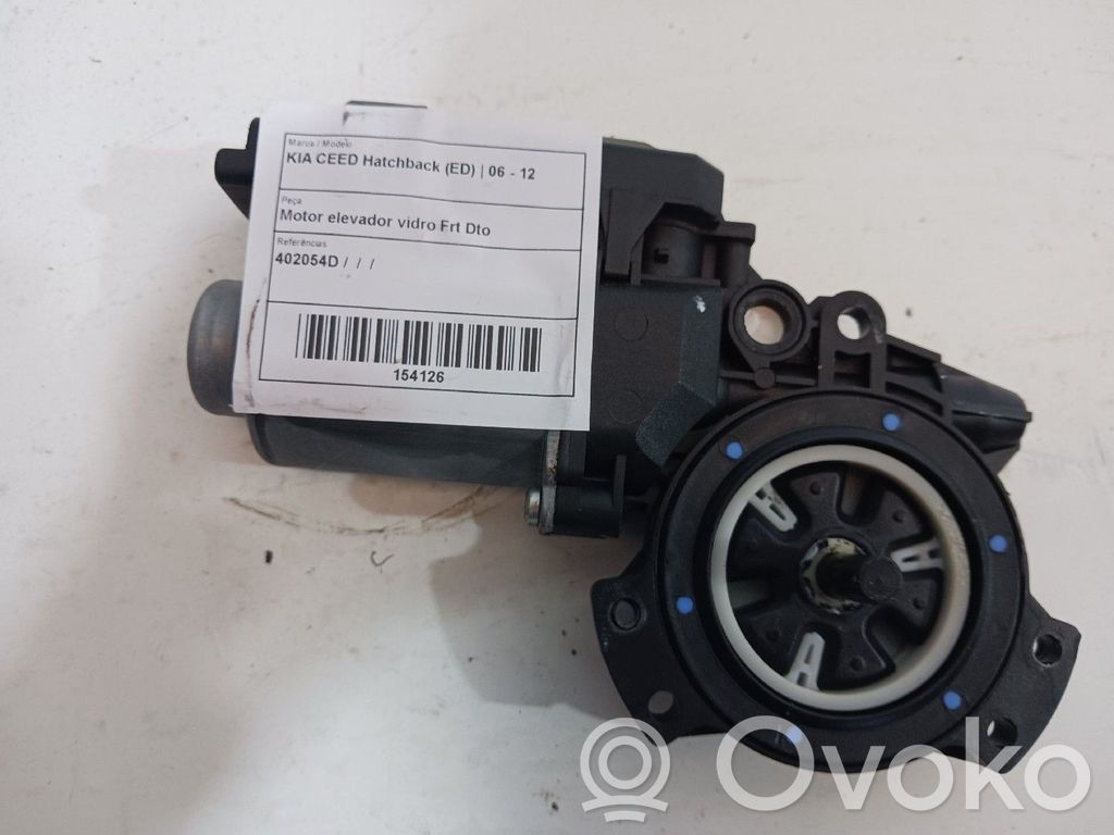 Front door window regulator motor   402054D
