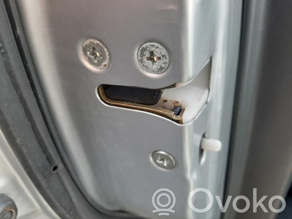 Rover 200 XV Rear door lock 