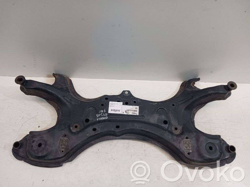 Toyota Corolla Verso E121 Priekinis traversas 